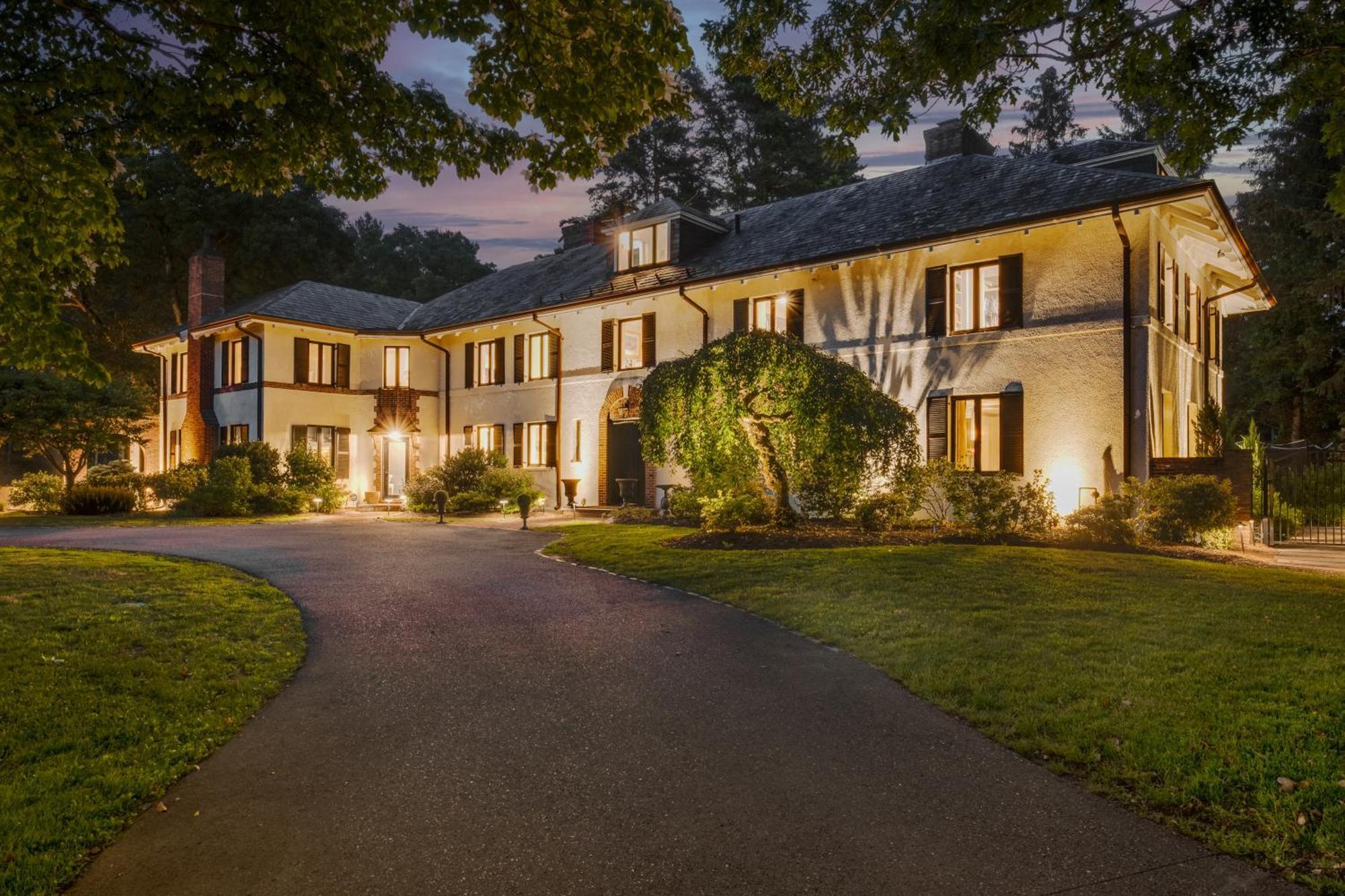 נידהם Boston Mansion Heated Pool Fire Pit Tennis מראה חיצוני תמונה